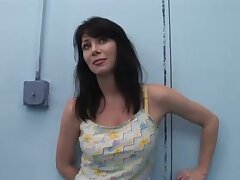 MILF Seeker #19, Scene 1