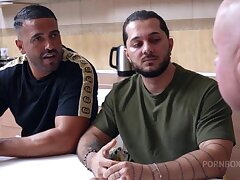 I got turned on by my friend without makeup