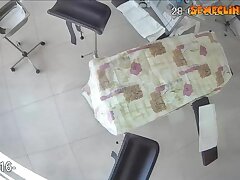 Kami Kourin: Bath Edition Vol.001 - Zoom-In on Two Young Women’s Perky Hips (Summer Vacation)