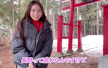 久久 Seductive Japanese MILF Engages in Steamy Stepson Encounter