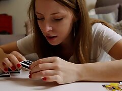 Giantess Vanessa - Tiny People In Her Hotel Room (VFX)