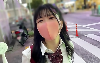 看 av电影 Hung Stud Expertly Licks Skinny Girls Pussy With