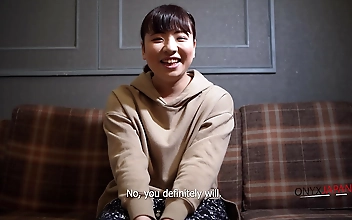 啪啪 Asian Babe With Perky Tits Gives A Deep