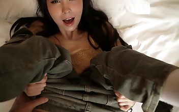 护士 在线观看 Mature Woman Gives Intense Blowjob Then Hot Sex
