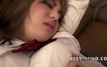 和 Seductive Asian Goddess Lifts Legs High For Hardcore