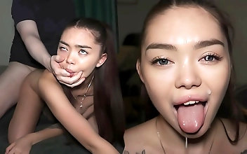 婷婷 Adorable Japanese Glasses Teen Enjoys Sensual Moments With