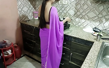 毛片 在线播放 Japanese MILF Takes It Hard In Rough Sex