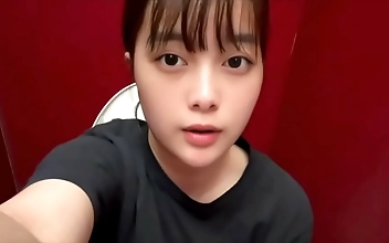 Mei Haruka Exposes Her Pussy for Up-Close Masturbating