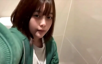 蜜臀 Anri Suzuki's Sultry Night Unleashing Her Passionate Sex