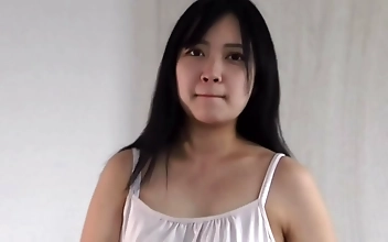 插 av片 Passionate Innocence Girl's Expert Deepthroat Journey