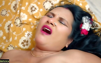 的 天天操 Teen With Stunning Curves Ignites His Passionate Desire